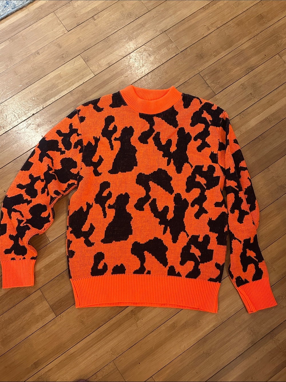 Women’s Bold Orange & Black Patterned Crewneck Sweater